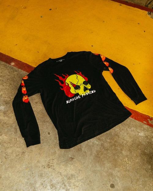 BURNING PASSION longsleeve with graphic design representing passion